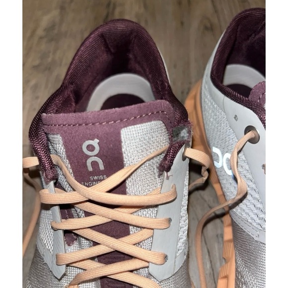 On clouds - Picture 5 of 5